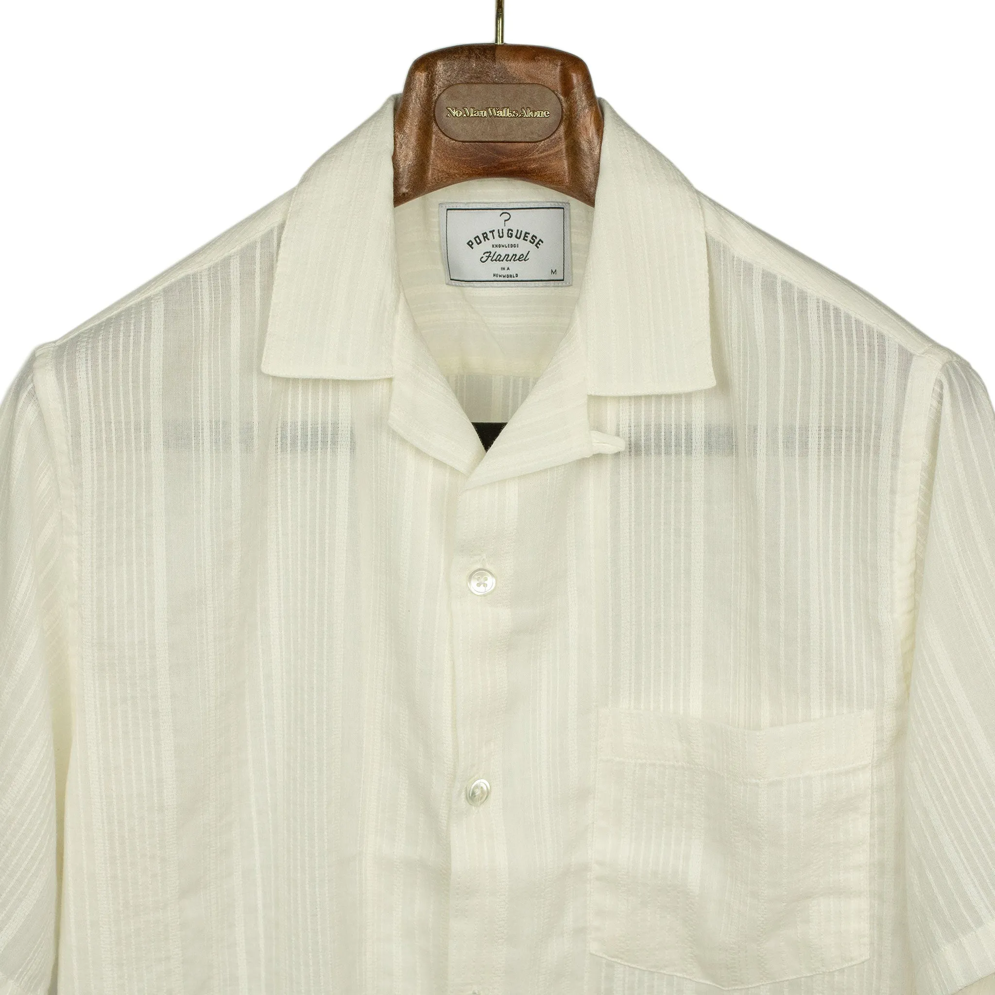 Bahia camp collar shirt in ecru cotton with jacquard stripes