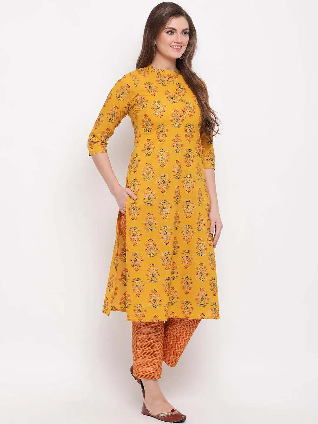 Women'S Foil Print & Hand Work Straight Cotton Yellow Kurti